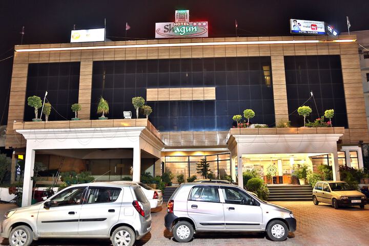 Hotel 53 of 55