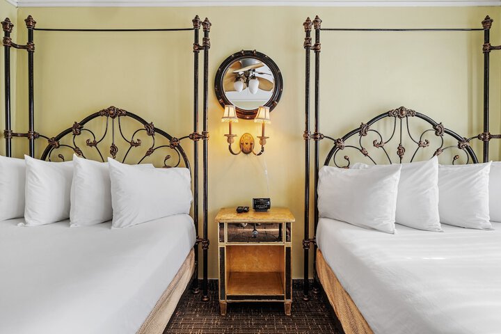 Economy Double Room (2 of 8)