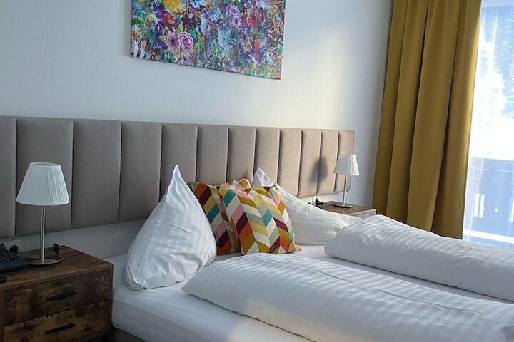 Room 14 of 60
