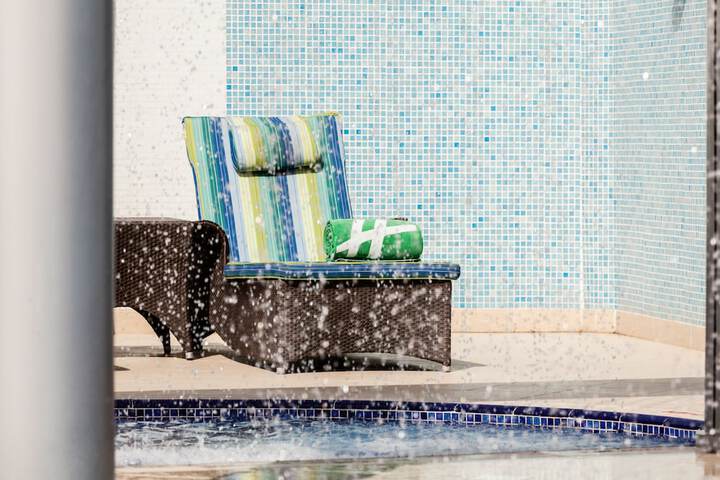 Pool 135 of 211