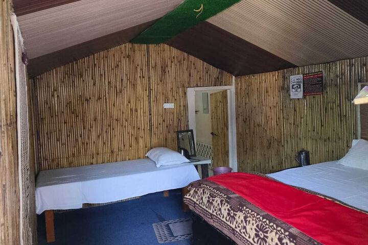 Room 7 of 23
