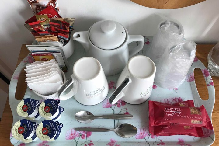 Breakfast/Coffee Service 22 of 27