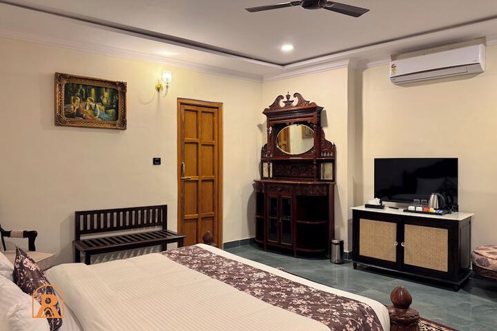 Room 25 of 97