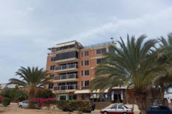 HOTEL YAQUE CLUB