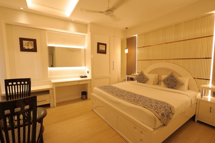 Room 27 of 63