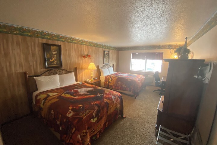 Room 30 of 106