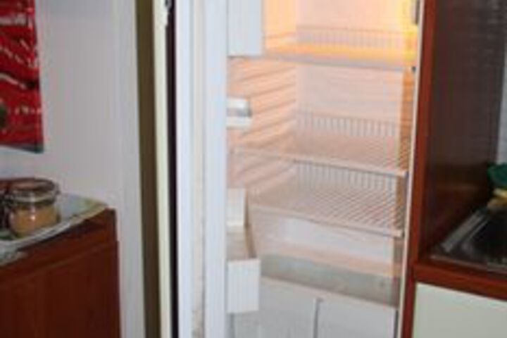 Room 8 of 14