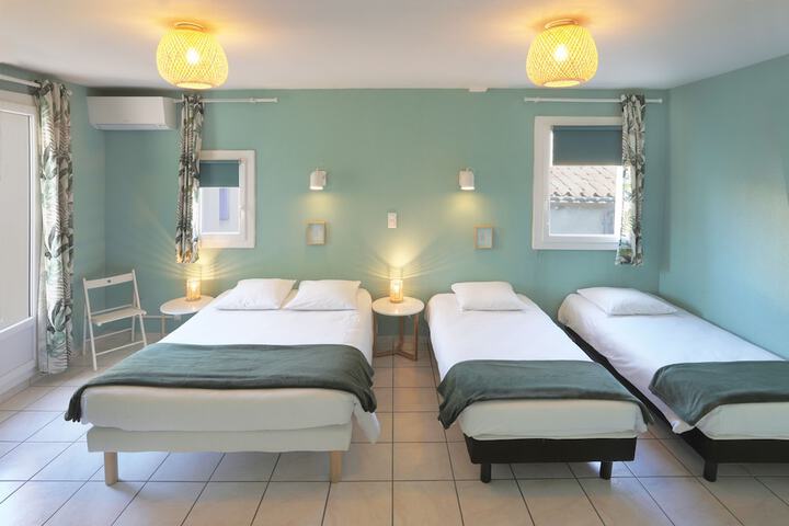 Room 5 of 36