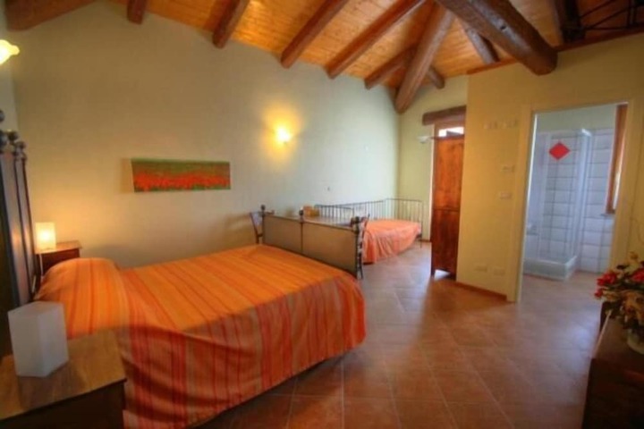 Room 20 of 67