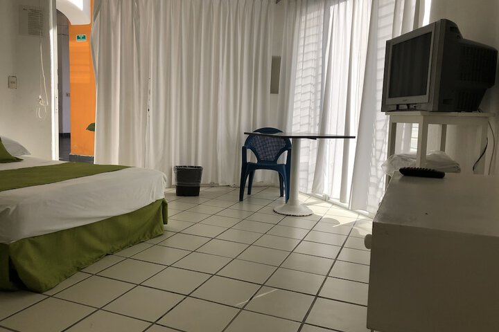 Room 21 of 91
