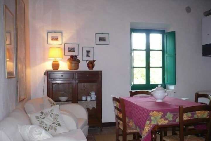 Room 15 of 34