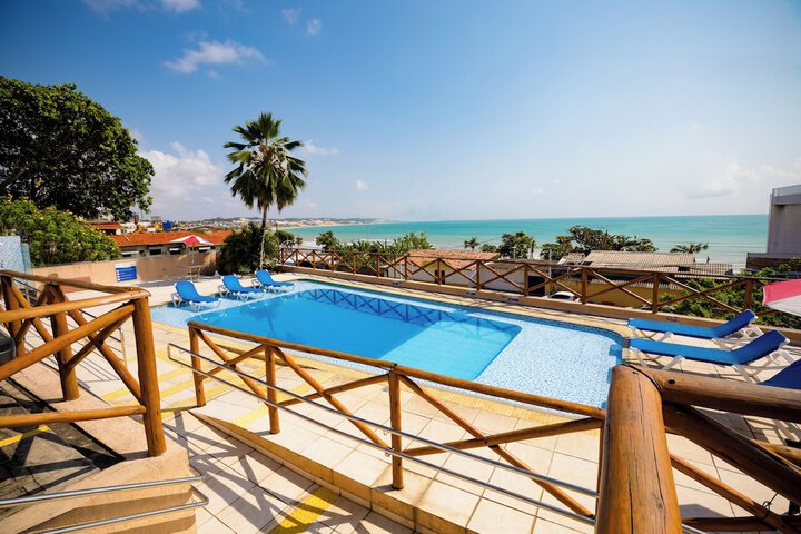 Pool Hotel
