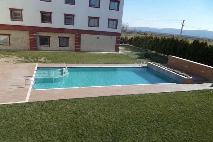 Hotel with Pool