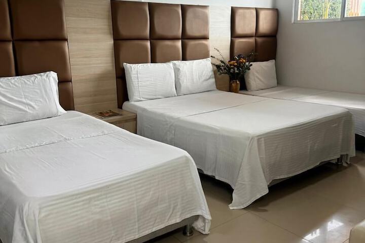 Room 3 of 18