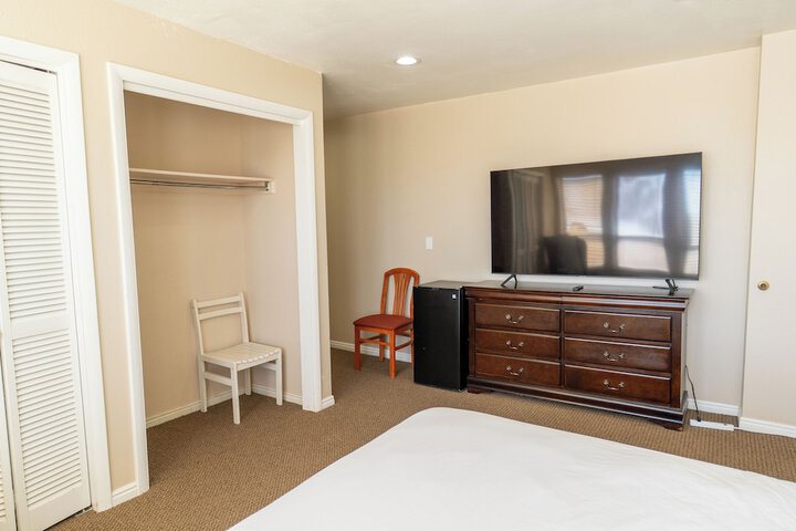 Room 49 of 113