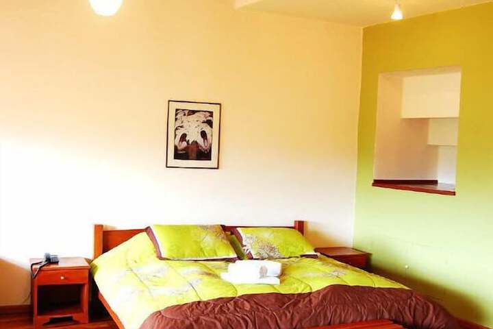 Room 8 of 32
