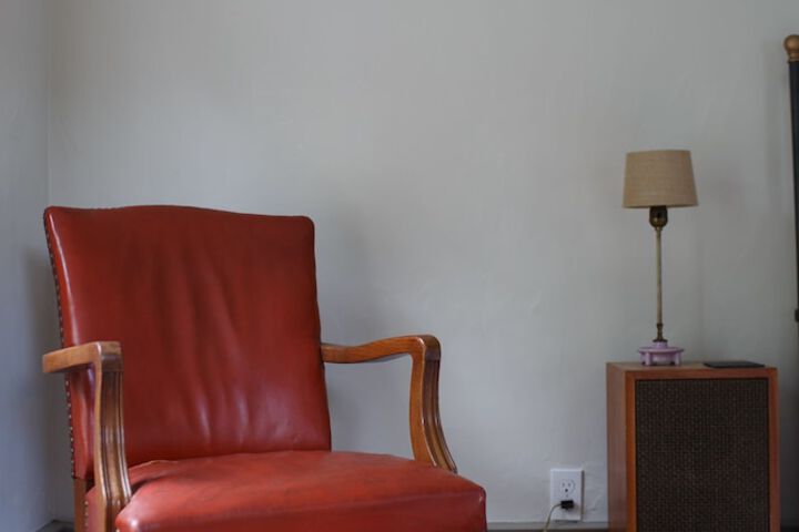 Room 3 of 48