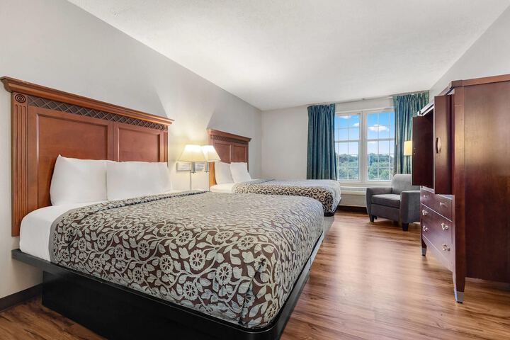 Room 9 of 46