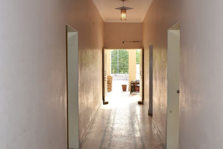 Ballroom/Hall 25 of 30