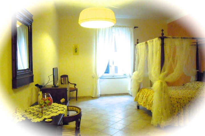Room 18 of 53