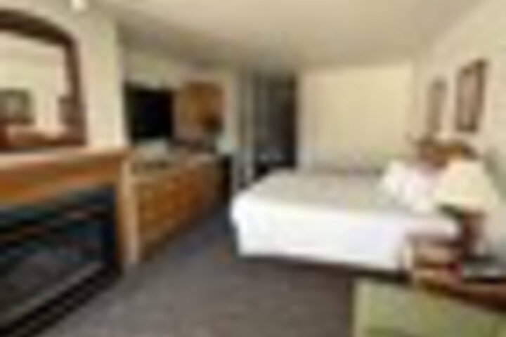 Room 107 of 279