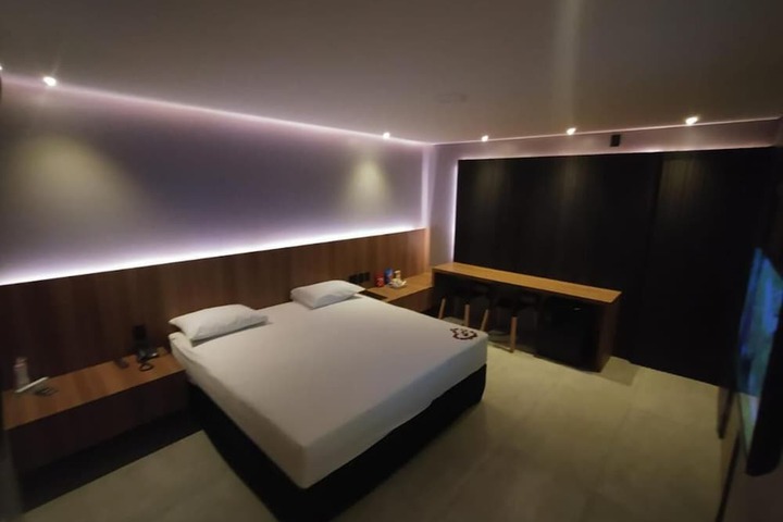 Room 25 of 56