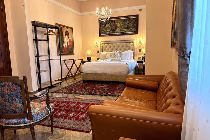 Room 5 of 49