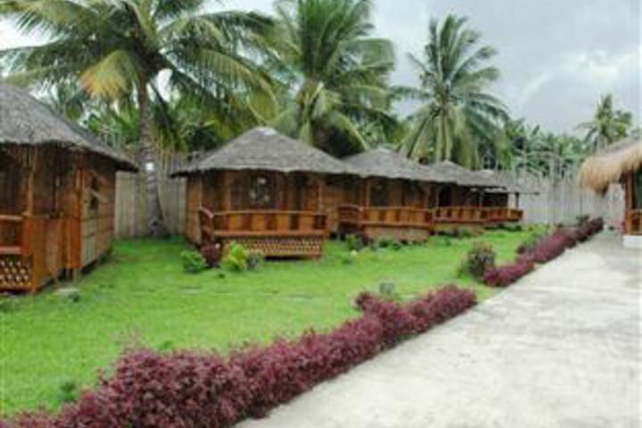 La Fiesta Restobar & INN