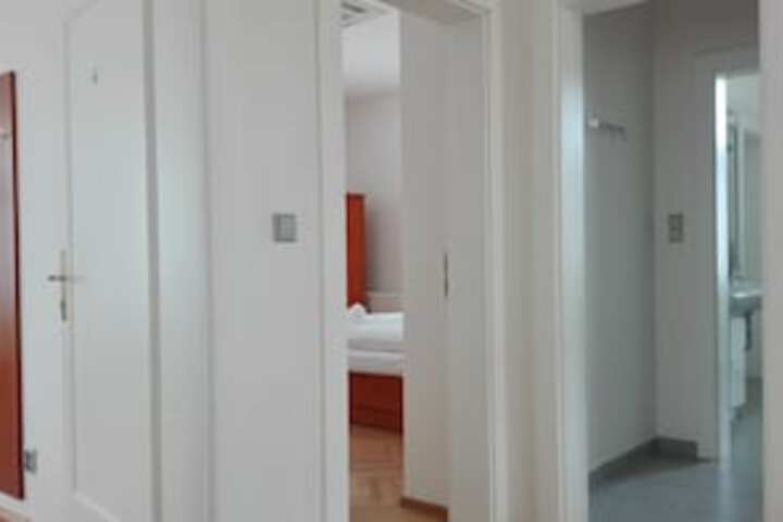 Room 40 of 324