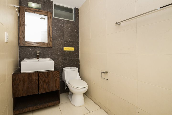 Room 19 of 29