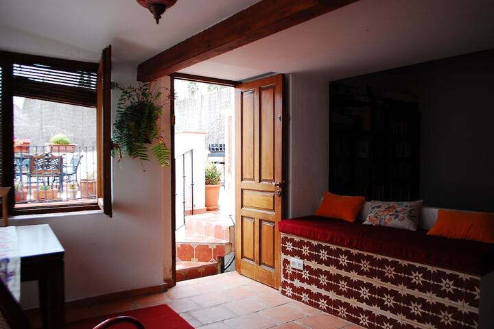 Room 21 of 33