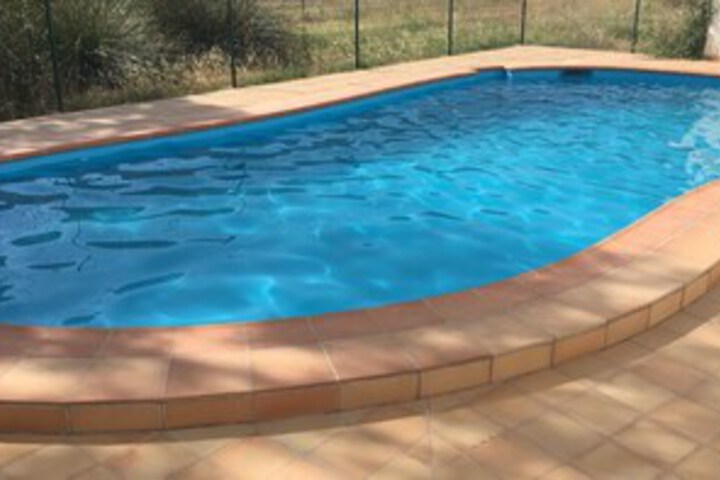 Pool 53 of 74