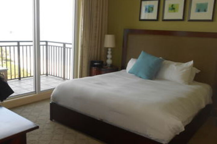 Room 30 of 86