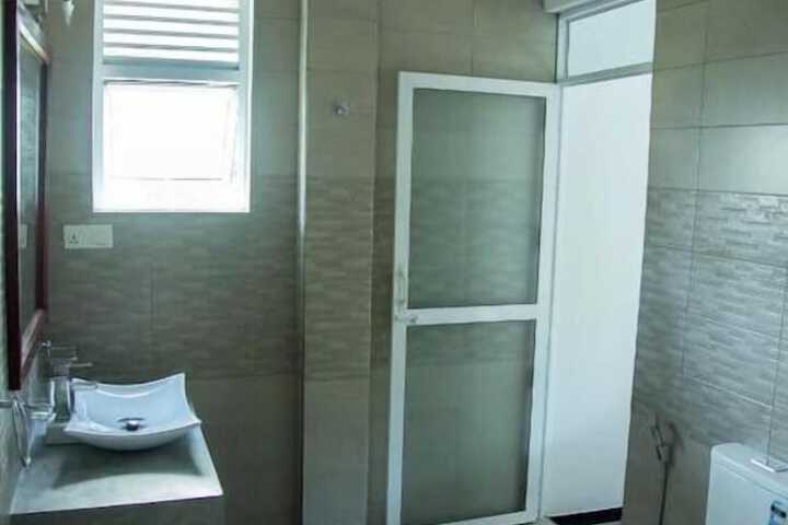 Room 15 of 20