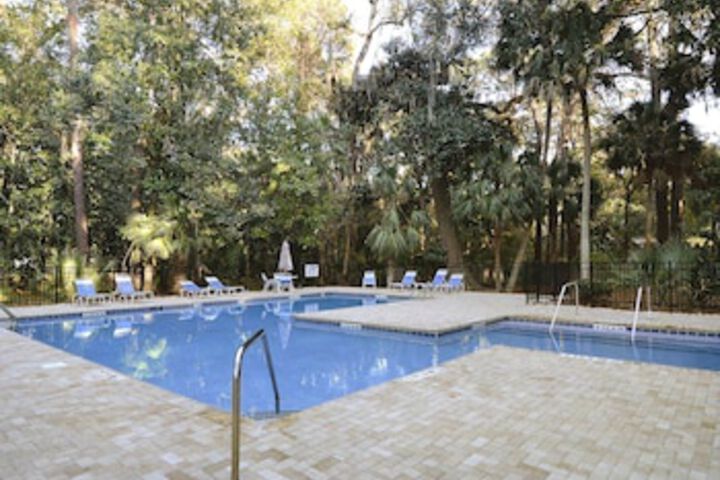 Pool 12 of 27