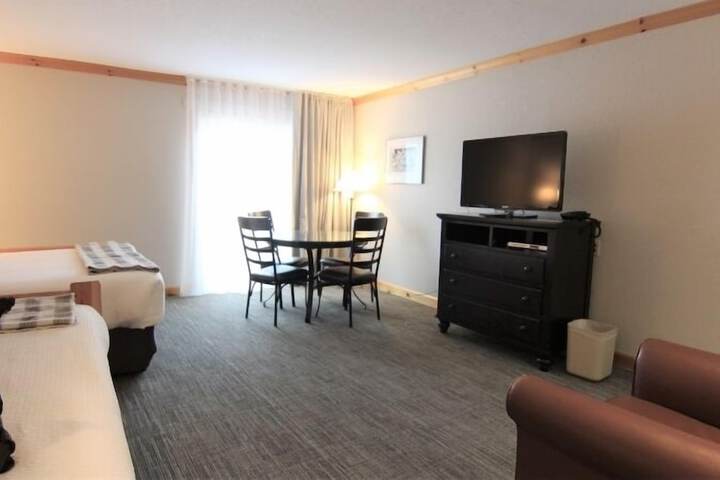 Room 15 of 40