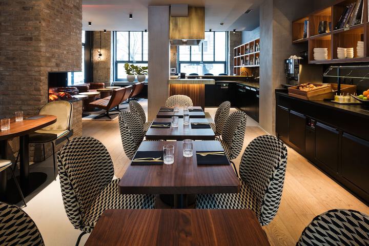 Breakfast area