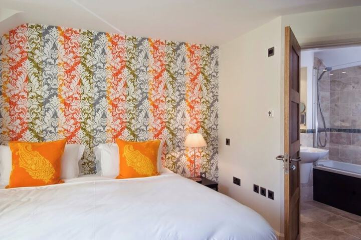Room 47 of 114