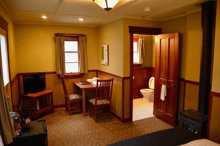 Room 86 of 199