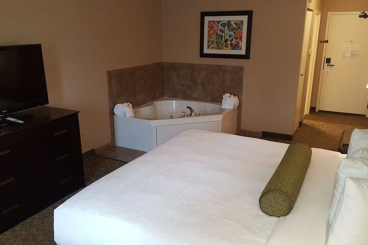 Jetted tub