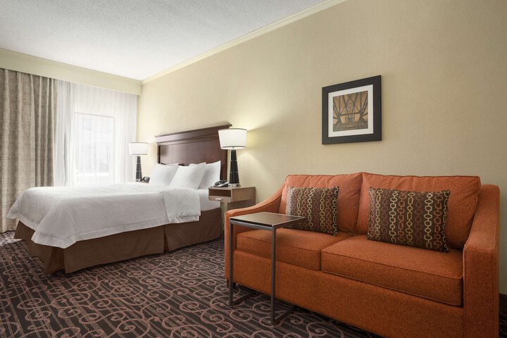 1 King Bed (15 of 15)