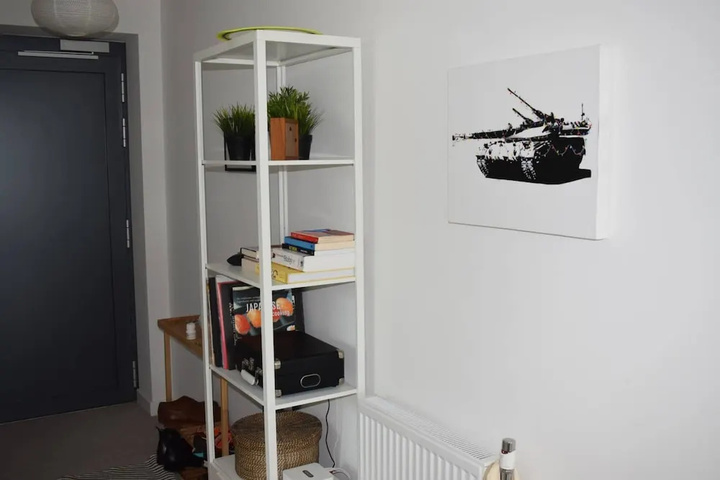 Room 3 of 11