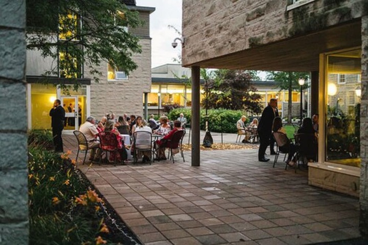 Hotel Exterior 16 of 24