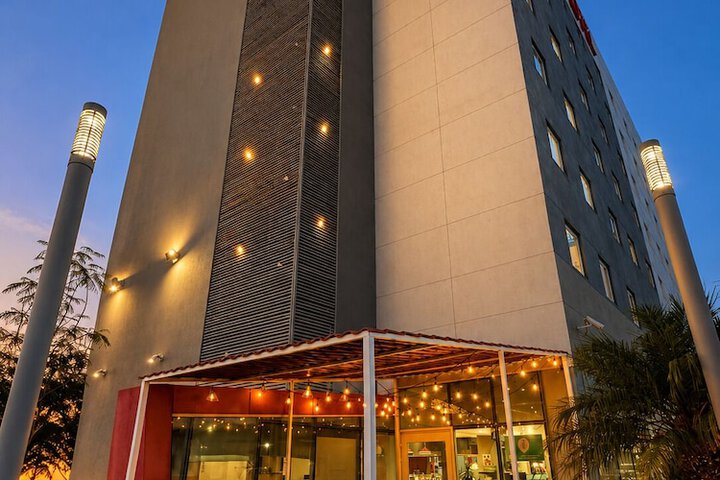 Hotel 58 of 65