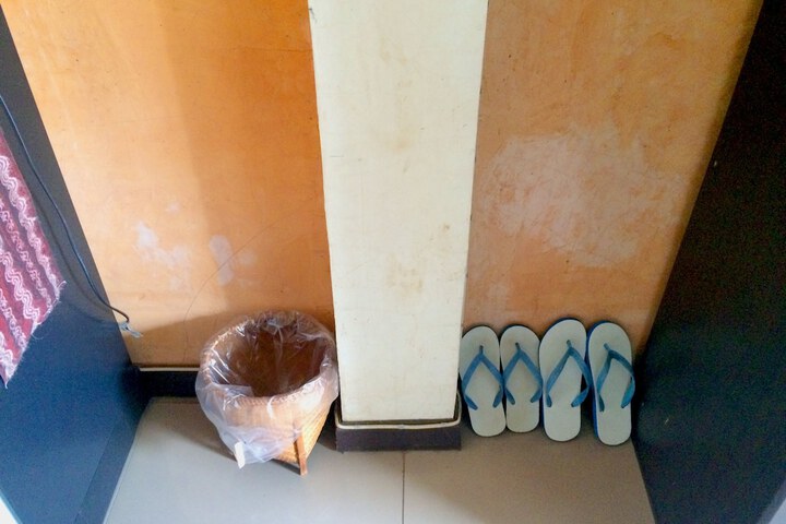 Room 26 of 74