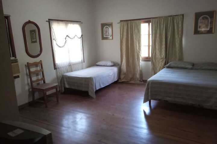 Room 4 of 46