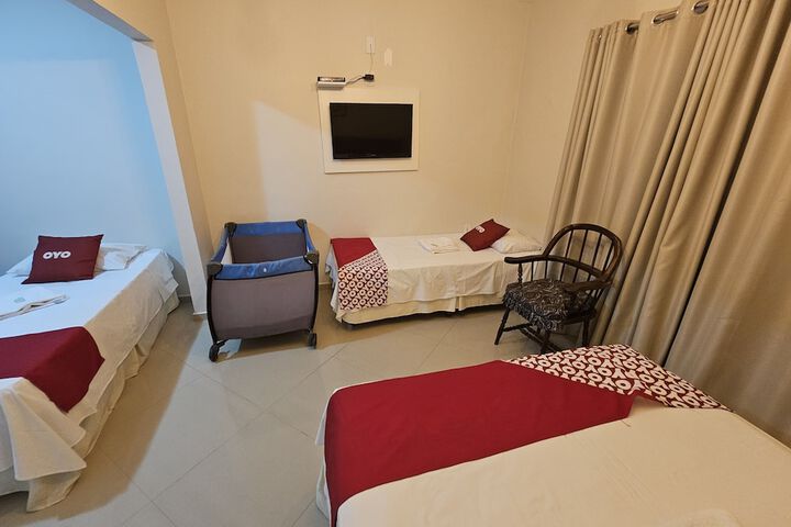Room 12 of 68