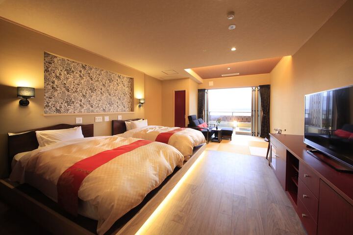 Room 6 of 81