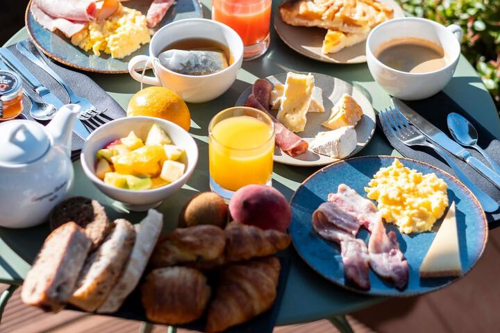 Breakfast/Coffee Service 42 of 59