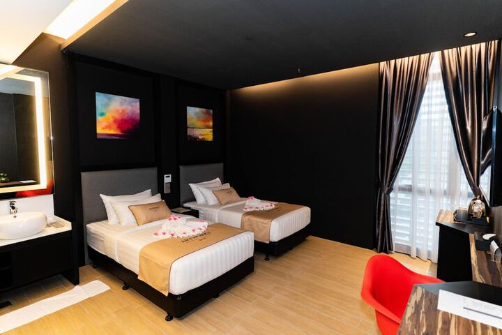 Room 18 of 73